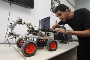 Estudiantes representarán a Paraguay en competencia de robótica