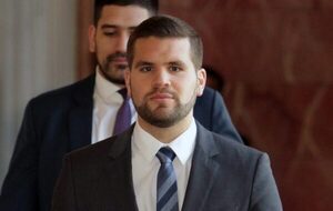 Gobierno asegura que no hay ningún acuerdo con Reino Unido para recibir a inmigrantes - El Trueno