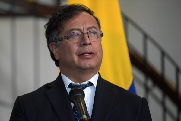 Economista explicó puntos centrales del proyecto de reforma tributaria que está debate en Colombia | 1000 Noticias