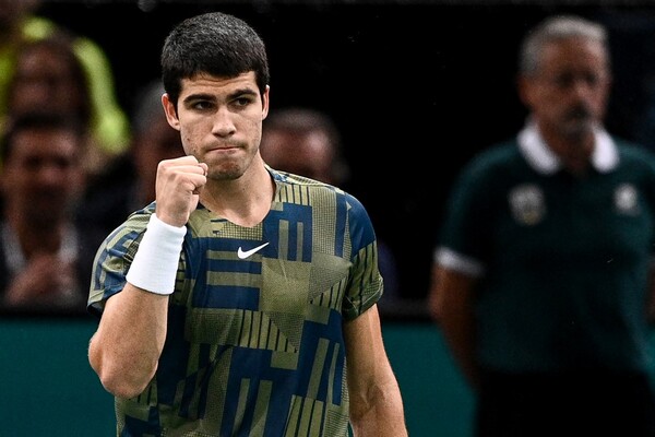 Diario HOY | Alcaraz supera a Dimitrov y sigue en carrera en París