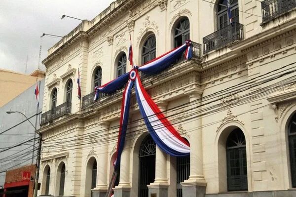 Cancillería desmiente que Reino Unido envíe a inmigrantes al Paraguay - MarketData