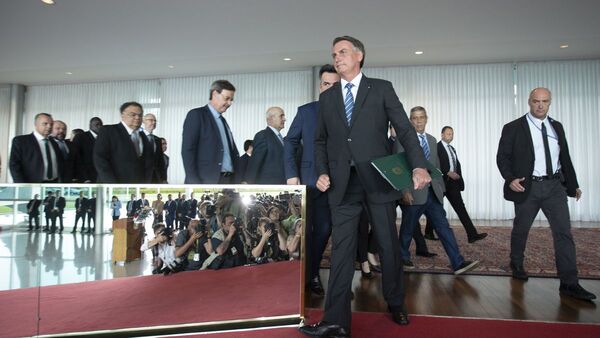 Los equipos de Lula y Bolsonaro inician la transición