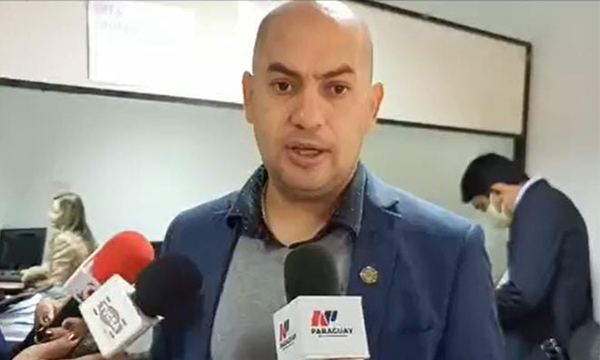 Fiscal investigará sobre denuncia de concejal que va armado a sesiones - OviedoPress