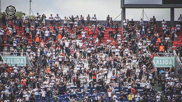 Sol puso precios "saladitos" a entradas y desató plagueo de hinchas franjeados