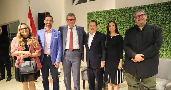 La Nación / En conversatorio con laboratorio israelí, Evodia presentó suplementos dietarios Benat