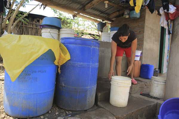 Mujeres, las más afectadas por la crisis climática en el Corredor Seco de América Central - MarketData