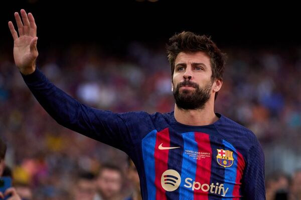 Piqué anuncia el fin de su carrera futbolística - Noticias Paraguay