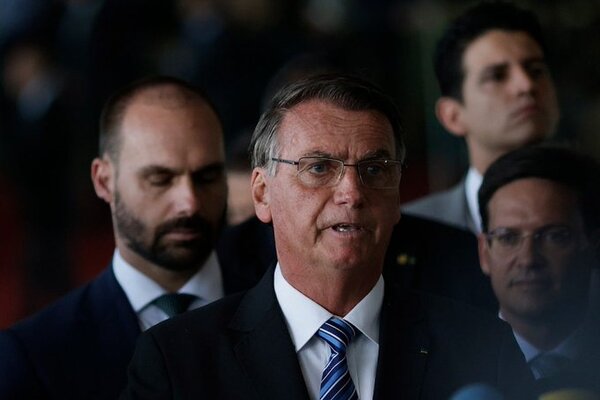Brasil inicia transición, Bolsonaro dialoga con equipo de Lula