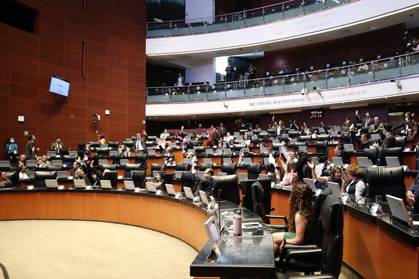 Senado mexicano avala incrementar a 12 los días de descanso para trabajadores - MarketData
