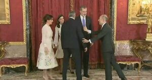 ¡Que pelada! Ni el rey de España le registra al presidente Mario Abdo Benítez