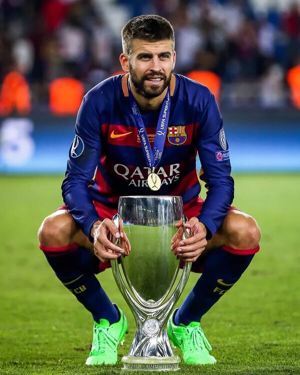 Gerard Piqué anuncia su retiro a los 35 años, con 37 títulos - Fútbol Internacional - ABC Color