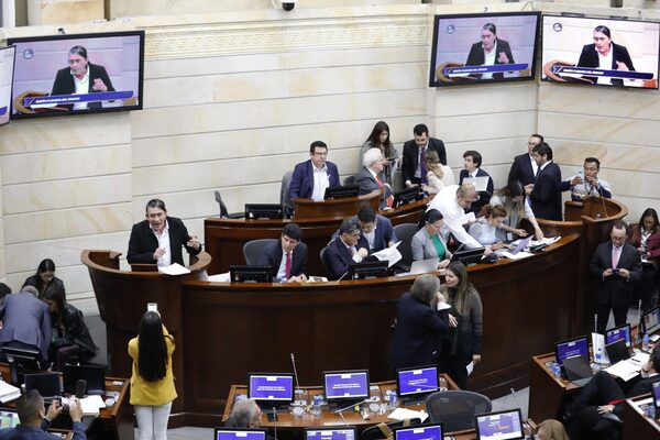 El Congreso colombiano aprueba la reforma tributaria del Gobierno de Petro - MarketData