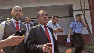 Ex intendente Roberto Cárdenas debe cumplir dos años de prisión