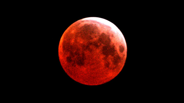 Diario HOY | Dónde y cuándo se podrá ver el último eclipse lunar total que tendrá lugar en 3 años