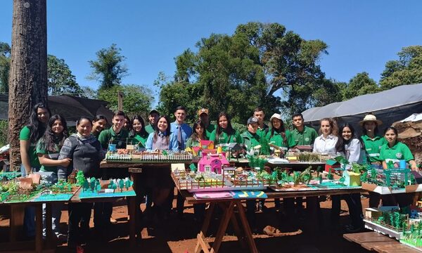 Alumnos presentaron técnicas agropecuarias en proyecto de final de año