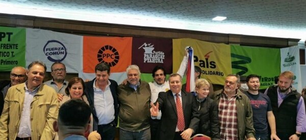 Unión Alianza Patriotica con respaldo de Alegre lanza candidaturas al Congreso
