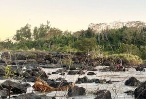 Sigue la búsqueda del niño desaparecido en aguas del río Acaray