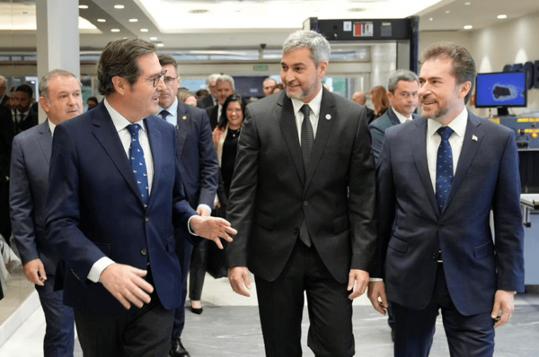 Abdo se reunió con autoridades de la Confederación Española de Organizaciones Empresariales