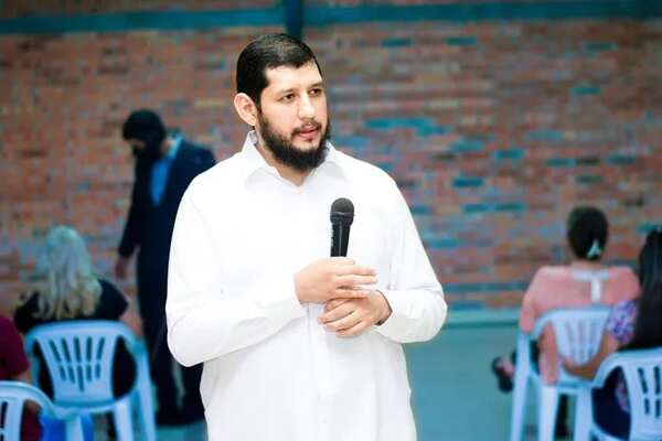 Pastor acusado por apología al maltrato animal se abstuvo de declarar
