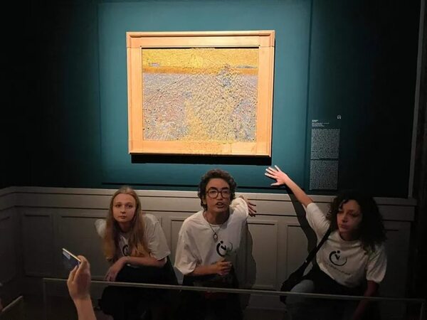 Arrojan puré de verduras a otra obra de Van Gogh - Artes Plásticas - ABC Color