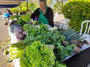 Desarrollan feria horti-granjera de productores encarnacenos