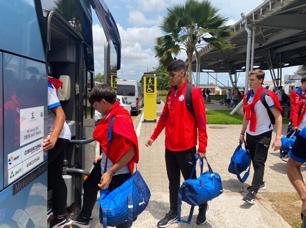 La Albirroja Sub 17 se instaló en São Luis - APF