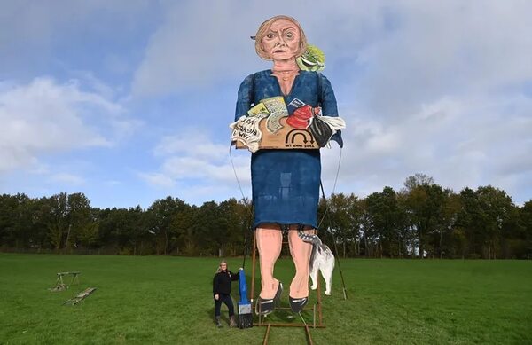 Una efigie gigante de Liz Truss se convertirá en cenizas en una hoguera - Mundo - ABC Color