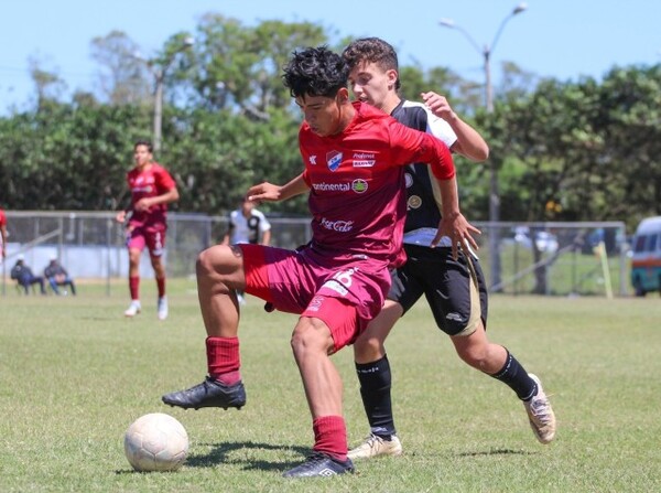 Sub 15: Tres victorias y tres empates en la fecha 20 - APF