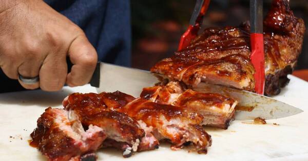 La Nación / Productores de carne porcina aguardan incremento de precios para fin de año
