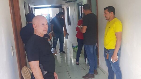 Allanan departamento donde vivía el sospechoso del crimen de una joven