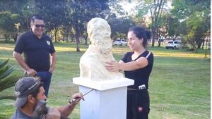 Decana ordenó que saquen a Sócrates "por ser muy feo"