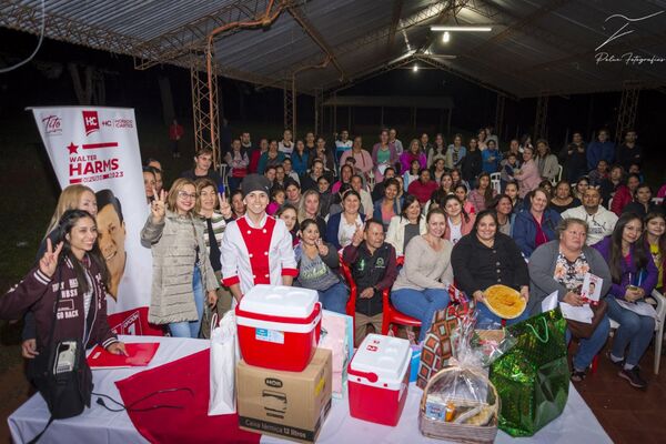 EXITOSO TALLER NAVIDEÑO EN VARIOS MUNICIPIOS DEL DEPARTAMENTO DE ITAPÚA