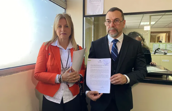 Familia Denis presenta querella adhesiva para acceder a investigación - Noticiero Paraguay