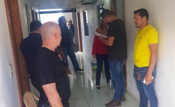 Feminicidio: Incautan evidencias del departamento de un brasileño