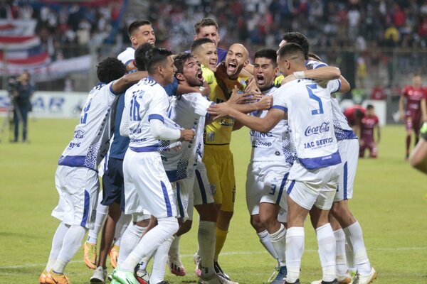 Sportivo Ameliano, en la gloria: nuevo campeón de la Copa Paraguay 2022 | 1000 Noticias