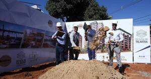 La Nación / Realizan palada inicial del Villa Morra Flats-Civis en Asunción