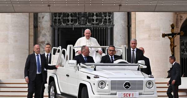 La Nación / La misa del Papa en Baréin, “el sueño de una vida” entre emoción y banderas
