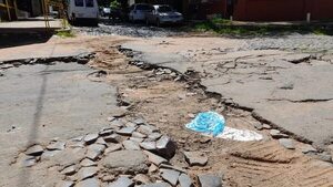 Asunción: calles siguen destrozadas en barrio San Antonio después de trabajo de la Essap - Nacionales - ABC Color