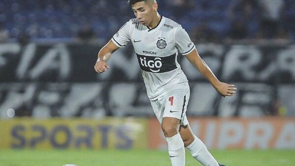 Alan Paredes se perfila como reemplazo de Iván Torres