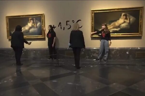 Video: Dos activistas se pegan a “La maja desnuda” y a “La maja vestida” del Prado - Mundo - ABC Color