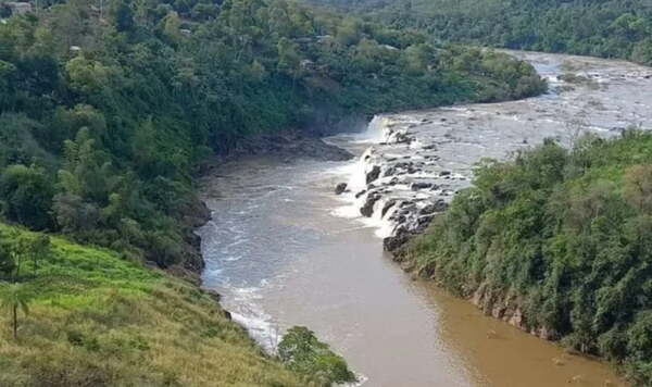 Sigue búsqueda de niño desaparecido en el río Acaray - Noticiero Paraguay