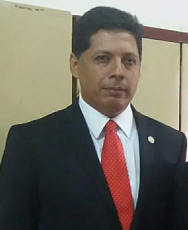 Designan a exconcejal de Carapeguá al cargo de oficial en el Consulado de Clorinda, Argentina - Política - ABC Color