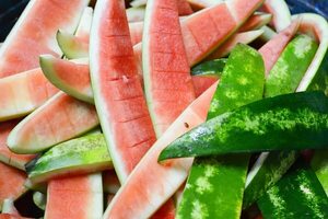 Cómo utilizar la cáscara de sandía para hacer fruta abrillantada - Gastronomía - ABC Color