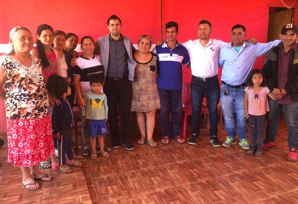 Concejal Víctor Torales visitó a pobladores de barrios esteños - La Clave