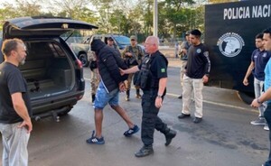 Nigeriano detenido en CDE fue entregado a la Policía Federal