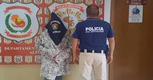 La Nación / Policía detiene a una mujer como implicada