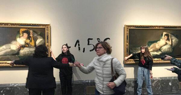 La Nación / Ecologistas españolas se pegan a pinturas de Goya