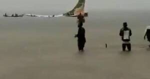 La Nación / Tanzania: avión con 43 personas a bordo cae en el lago Victoria