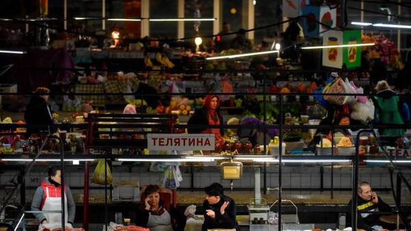 Kiev planifica evacuación total en caso de sufrir un apagón por ataques rusos - El Independiente