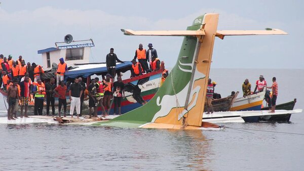 Un avión de pasajeros se estrella en Tanzania debido al mal tiempo | 1000 Noticias